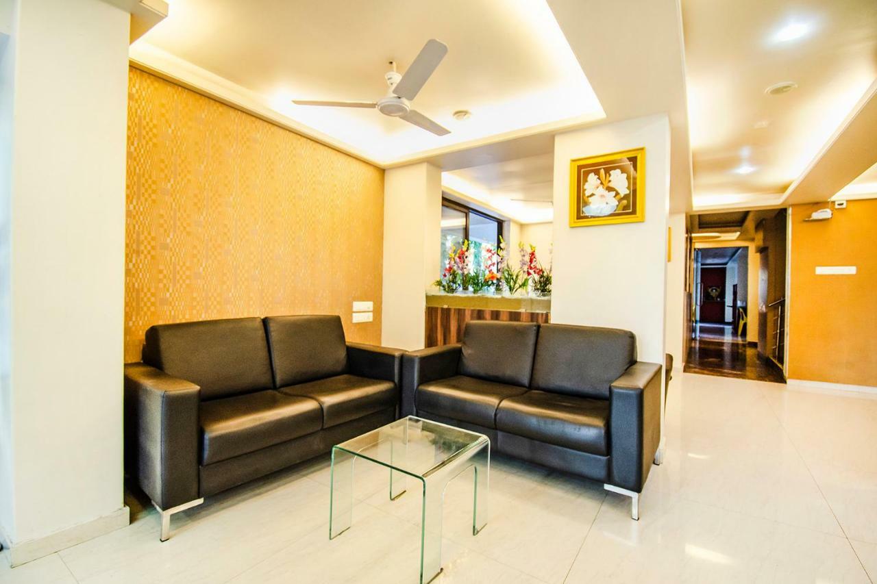 Hotel Eco Inn Viman Nagar Pune Exterior foto