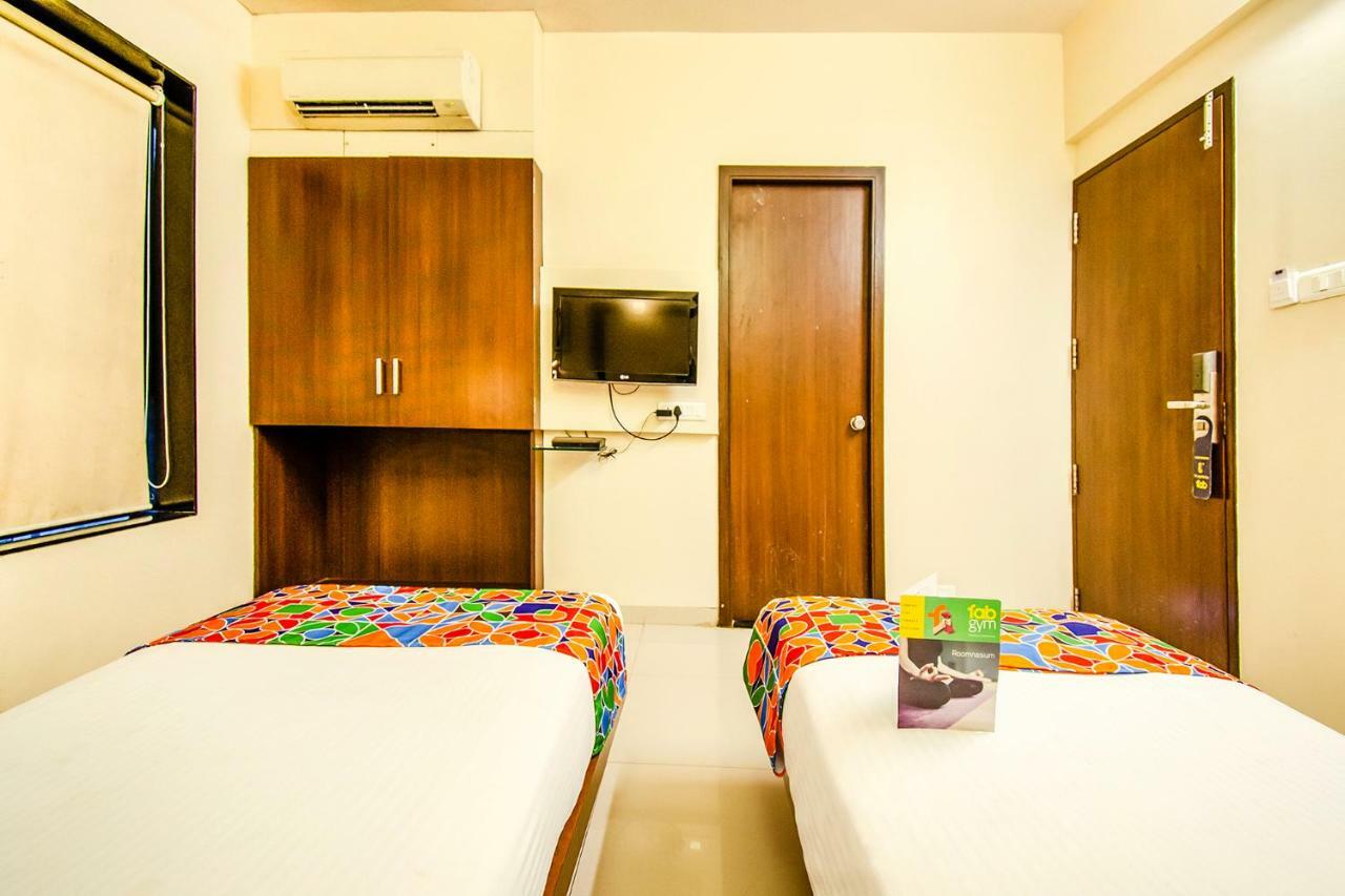 Hotel Eco Inn Viman Nagar Pune Exterior foto