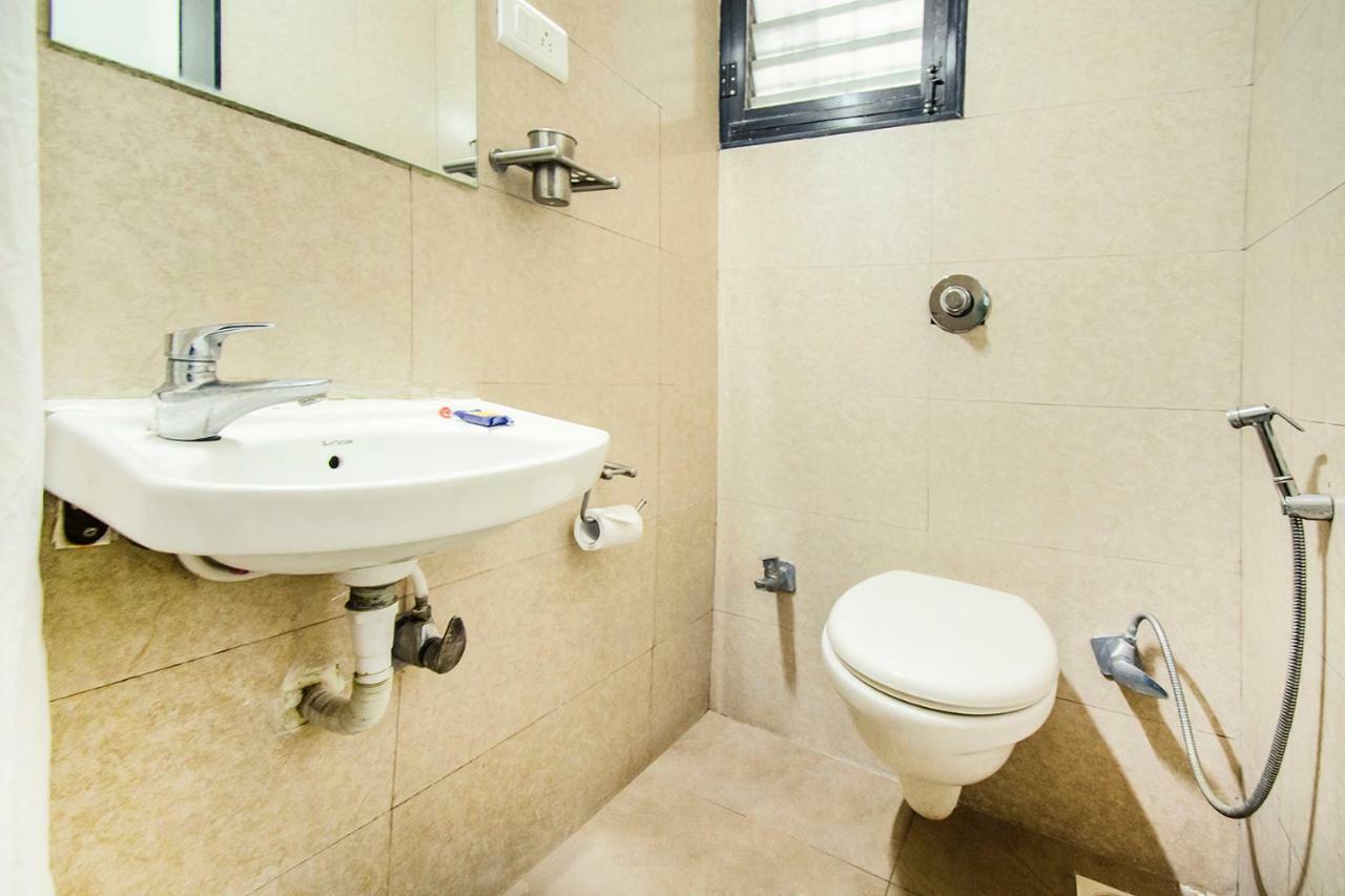 Hotel Eco Inn Viman Nagar Pune Exterior foto