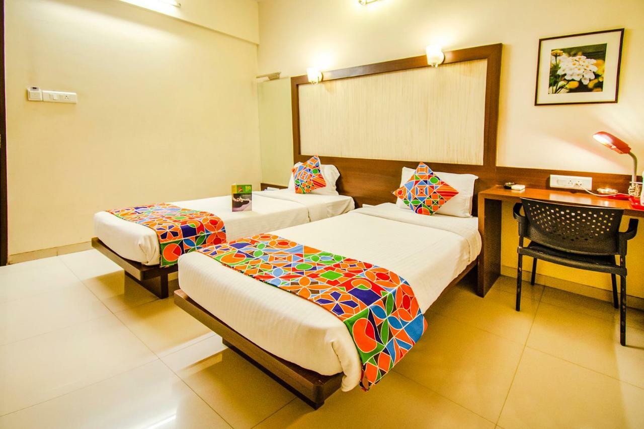 Hotel Eco Inn Viman Nagar Pune Exterior foto